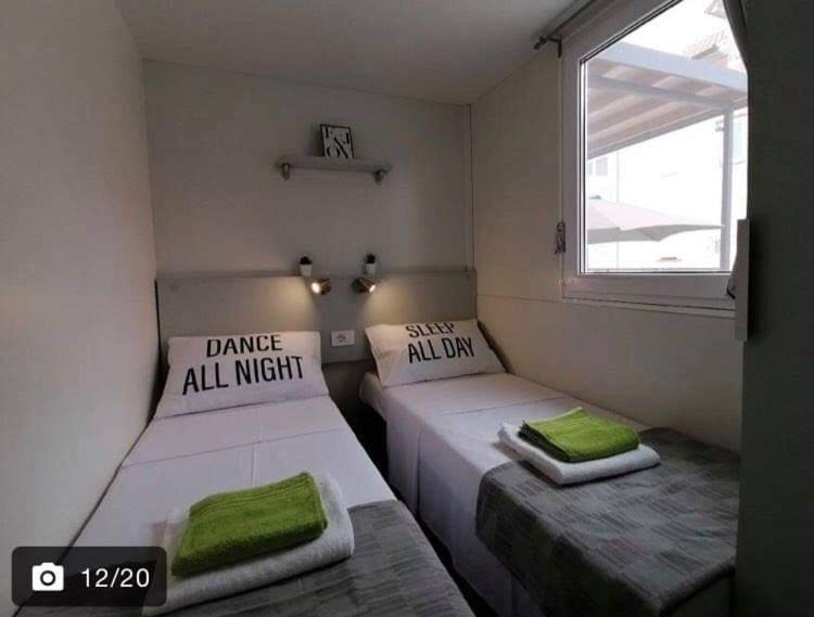 Apartman As พิโรวัซ ภายนอก รูปภาพ